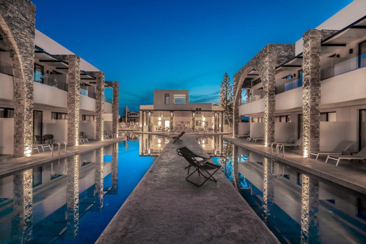Cavo Di Suites Kalamákion エクステリア 写真